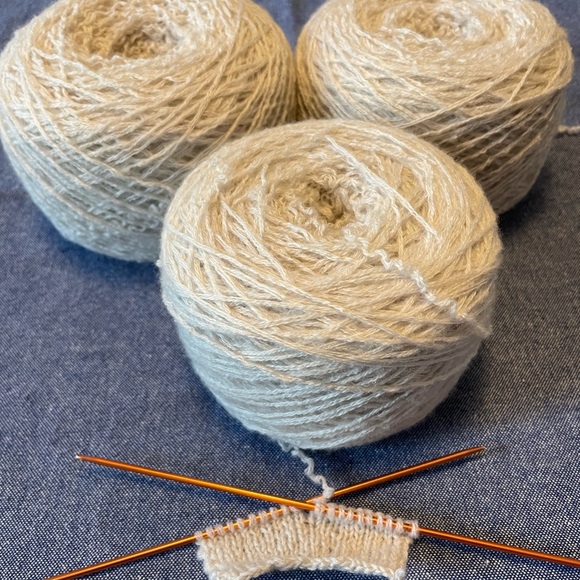 Upcycled merino wool - Picture 4 of 7